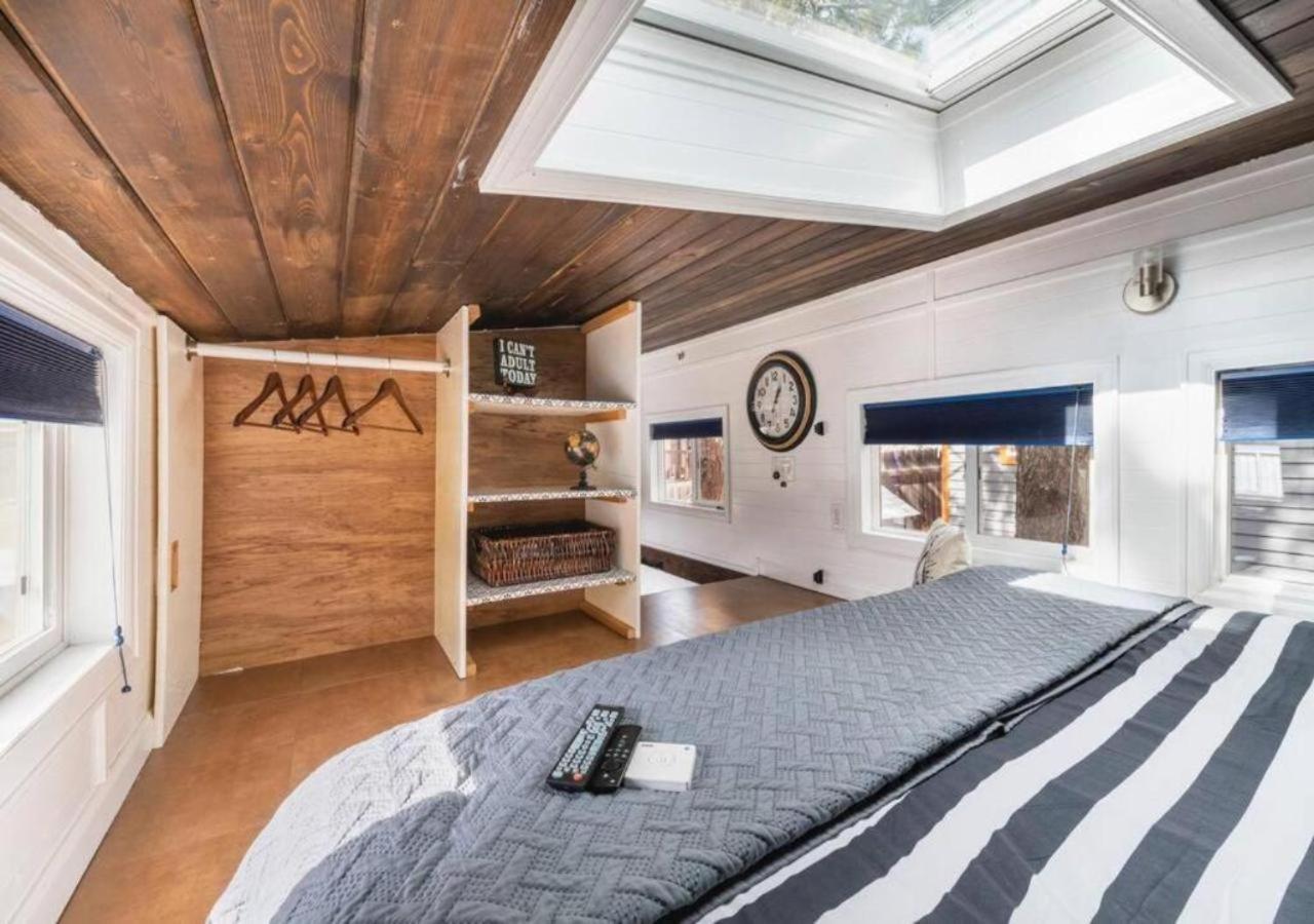 Ashore The Clouds Glamping Awaits Woodland Park Exterior photo